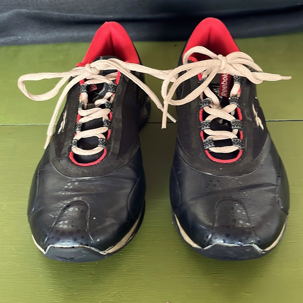 Reebok European Leather Shoes Black Red Tan Lightweight 7